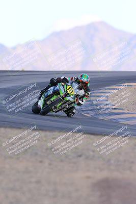 media/Nov-16-2024-CVMA (Sat) [[0e4bb1f32f]]/Race 11-Amateur Supersport Open/